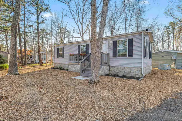 106 E Moss Mill Road, Galloway Township, NJ 08205