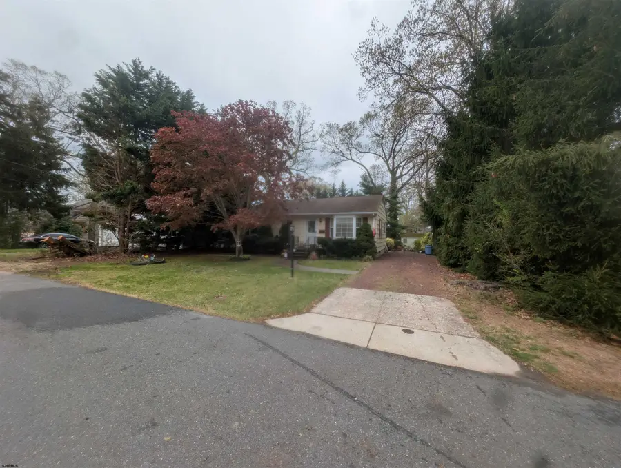 305 W Edgewood Ave Ave, Linwood, NJ 08221 - #2