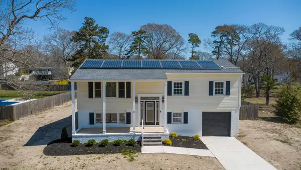 15 Red Oak Dr, Ocean View, NJ 08230