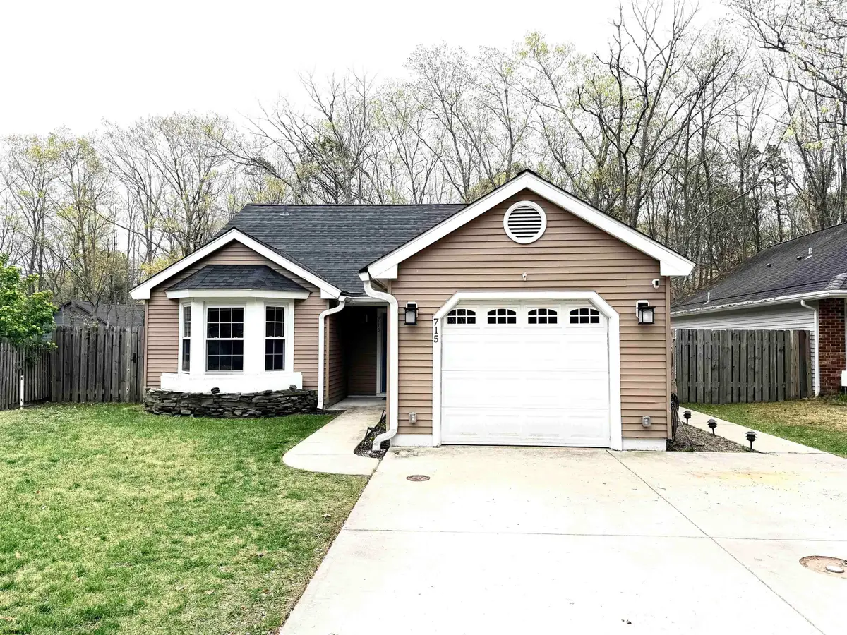 715 Eagle Point Ct, Smithville, NJ 08205 - #1