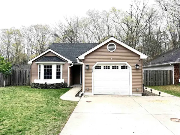 715 Eagle Point Ct, Smithville, NJ 08205