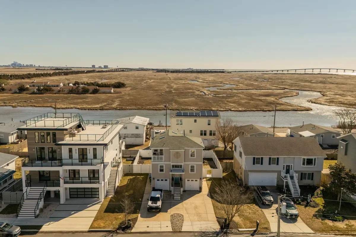 11 Point Dr, Somers Point, NJ 08244 - #1