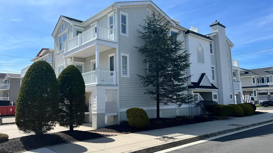 2403 Asbury Ave #2nd Floor, Ocean City, NJ 08226 - #2