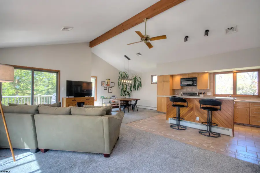 8 E Curran Dr, Absecon, NJ 08201 - #2