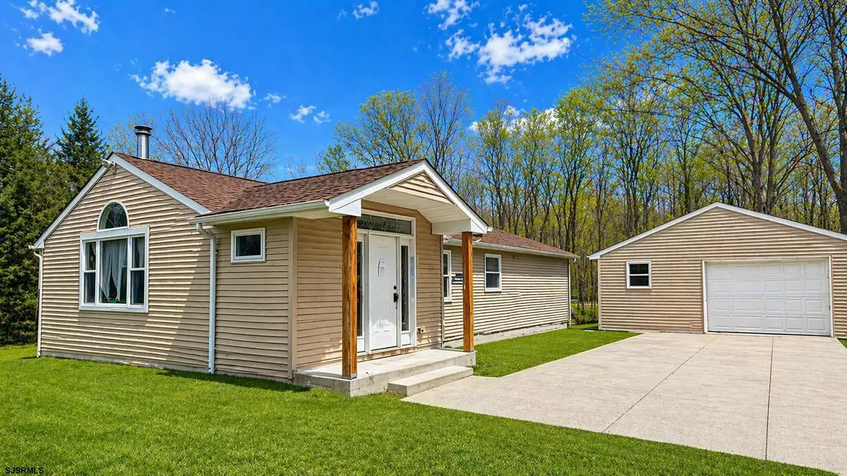 704 Havana Ave, Absecon, NJ 08205 - #1