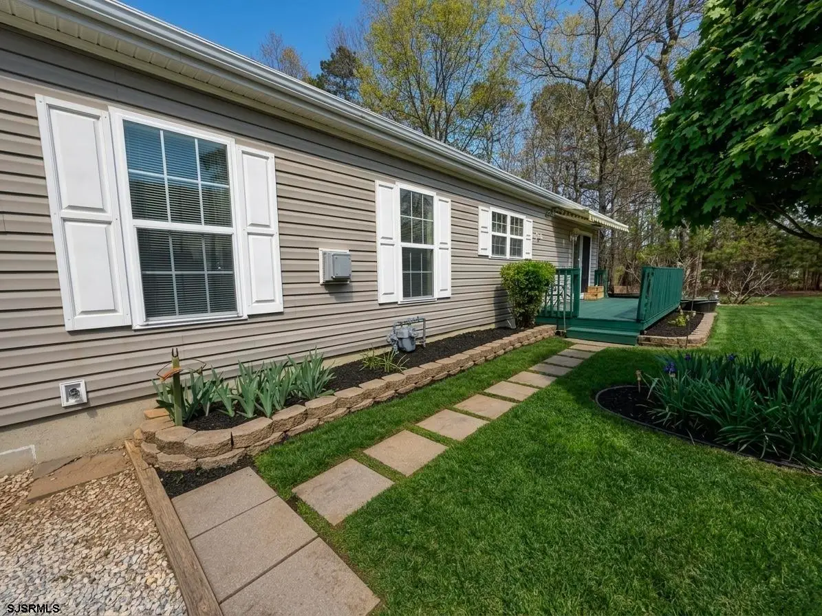 44 Redwood Dr, Weymouth, NJ 08330 - #1