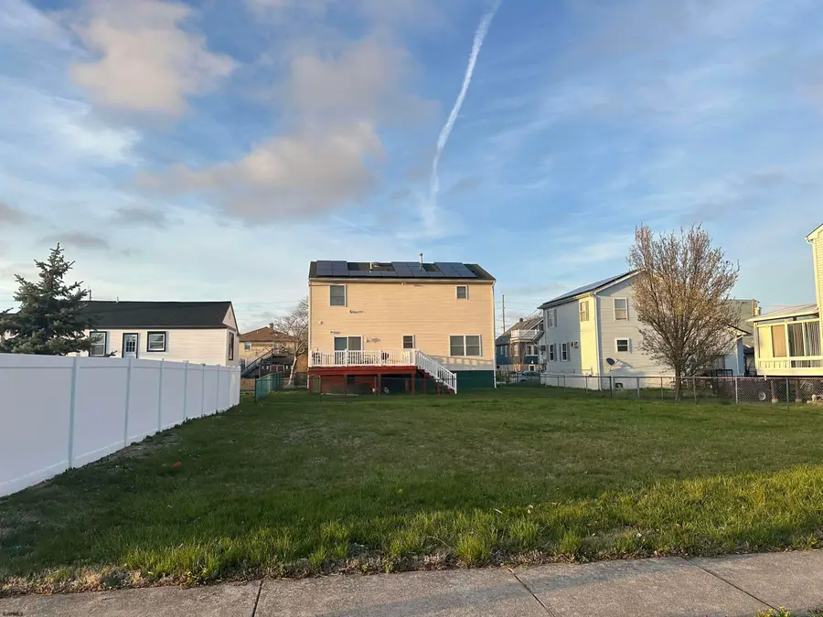 1421 W Riverside Dr, Atlantic City, NJ 08401 - #2