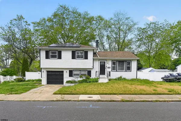 5 Merion Dr, Somers Point, NJ 08244