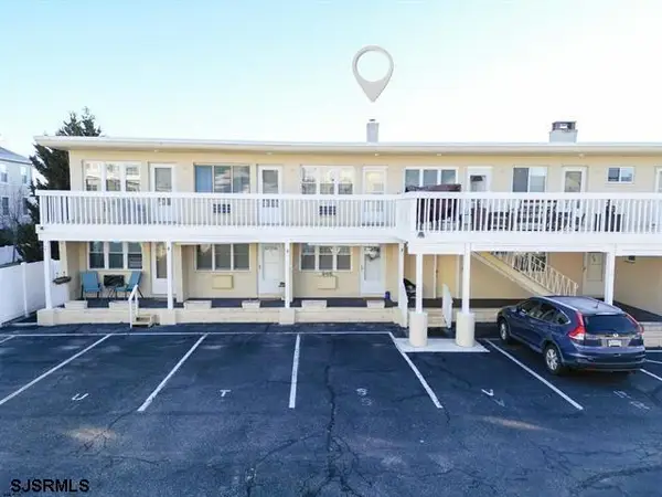 9507 Pacific Ave #18, Margate, NJ 08402