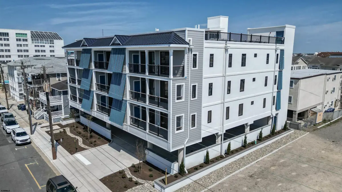 323 E Oak Ave #202, Wildwood, NJ 08260 - #1