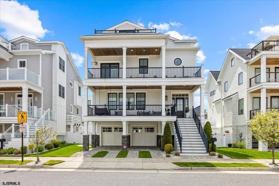 102 S Essex Ave, Margate City, NJ 08402 - #2