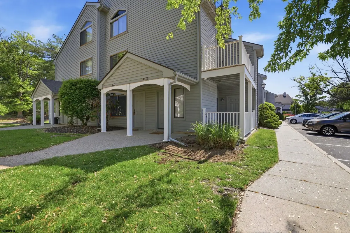 1310 Roberts Way #1310, Voorhees, NJ 08043 - #1