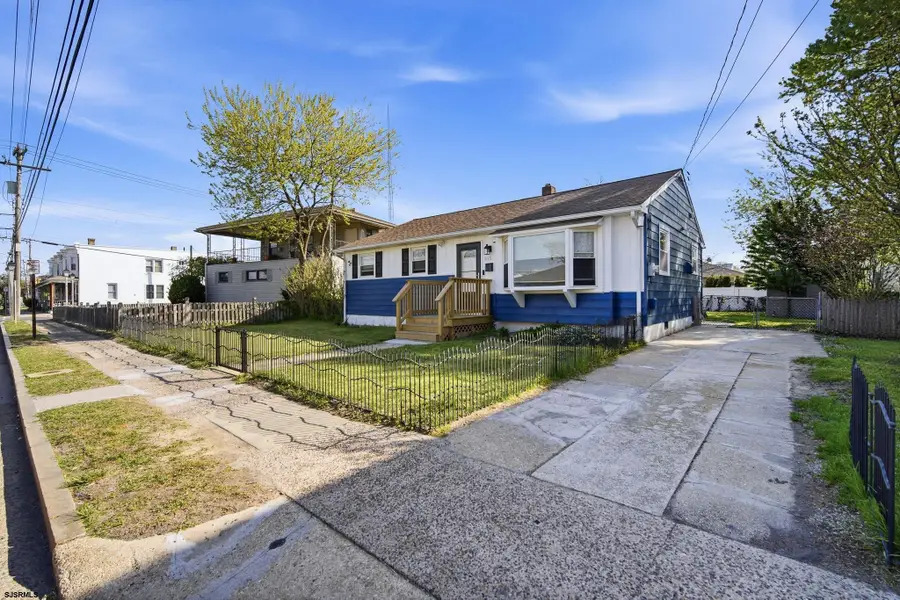 823 N Indiana Ave, Atlantic City, NJ 08401 - #2