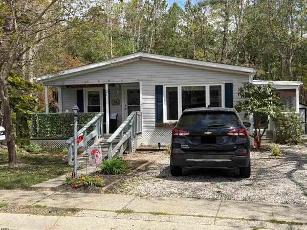 21 Hickory Ln, Mays Landing, NJ 08330