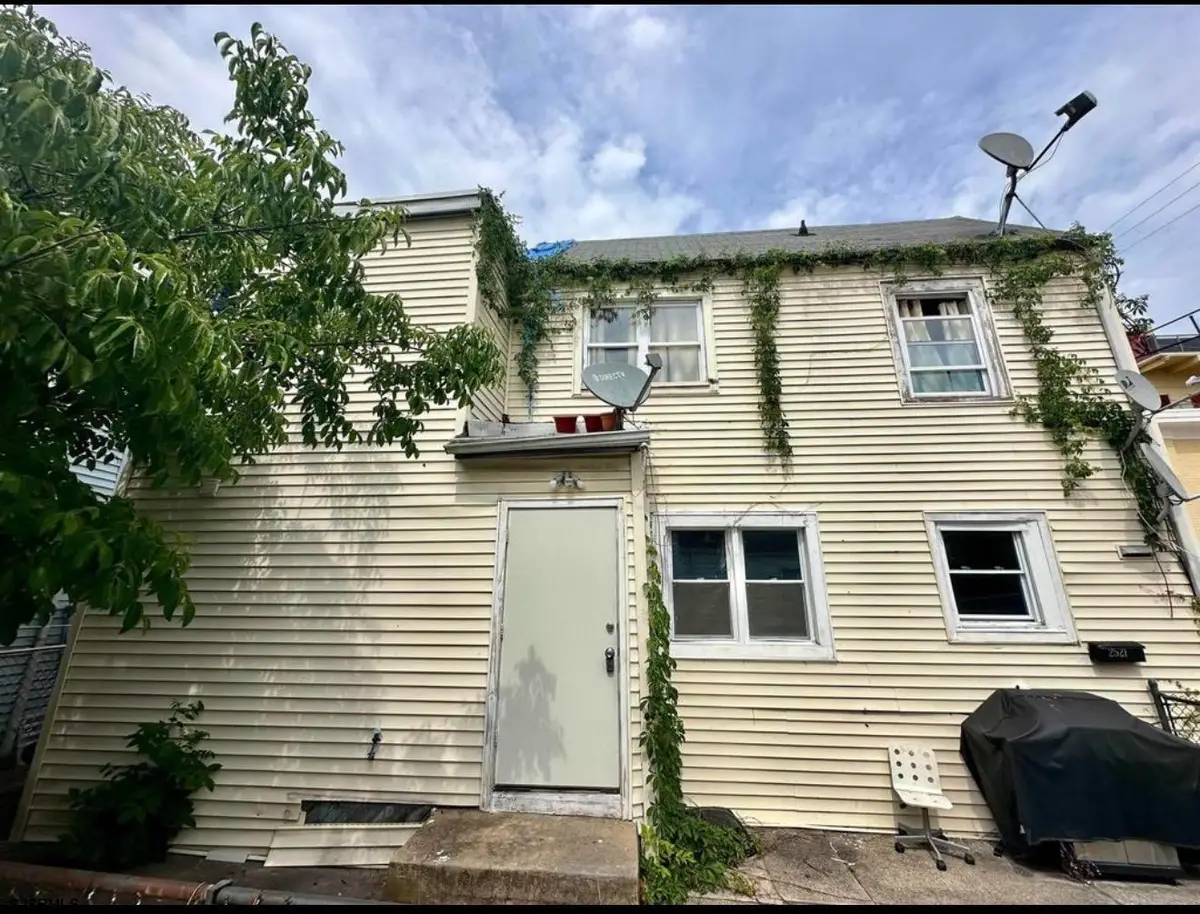 2521 Centennial Ave, Atlantic City, NJ 08401 - #1