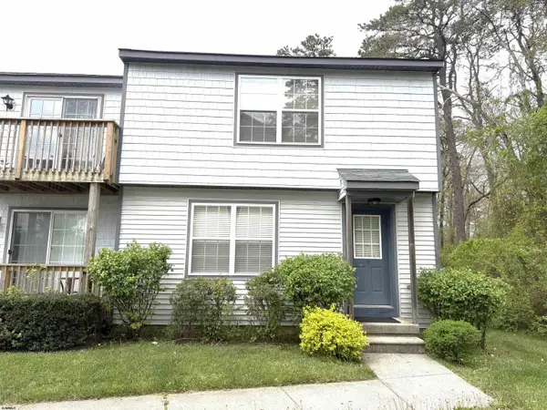 10 Oyster Bay Rd #H, Absecon, NJ 08201