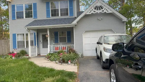 306 E Cos Cob Dr, Galloway Township, NJ 08205