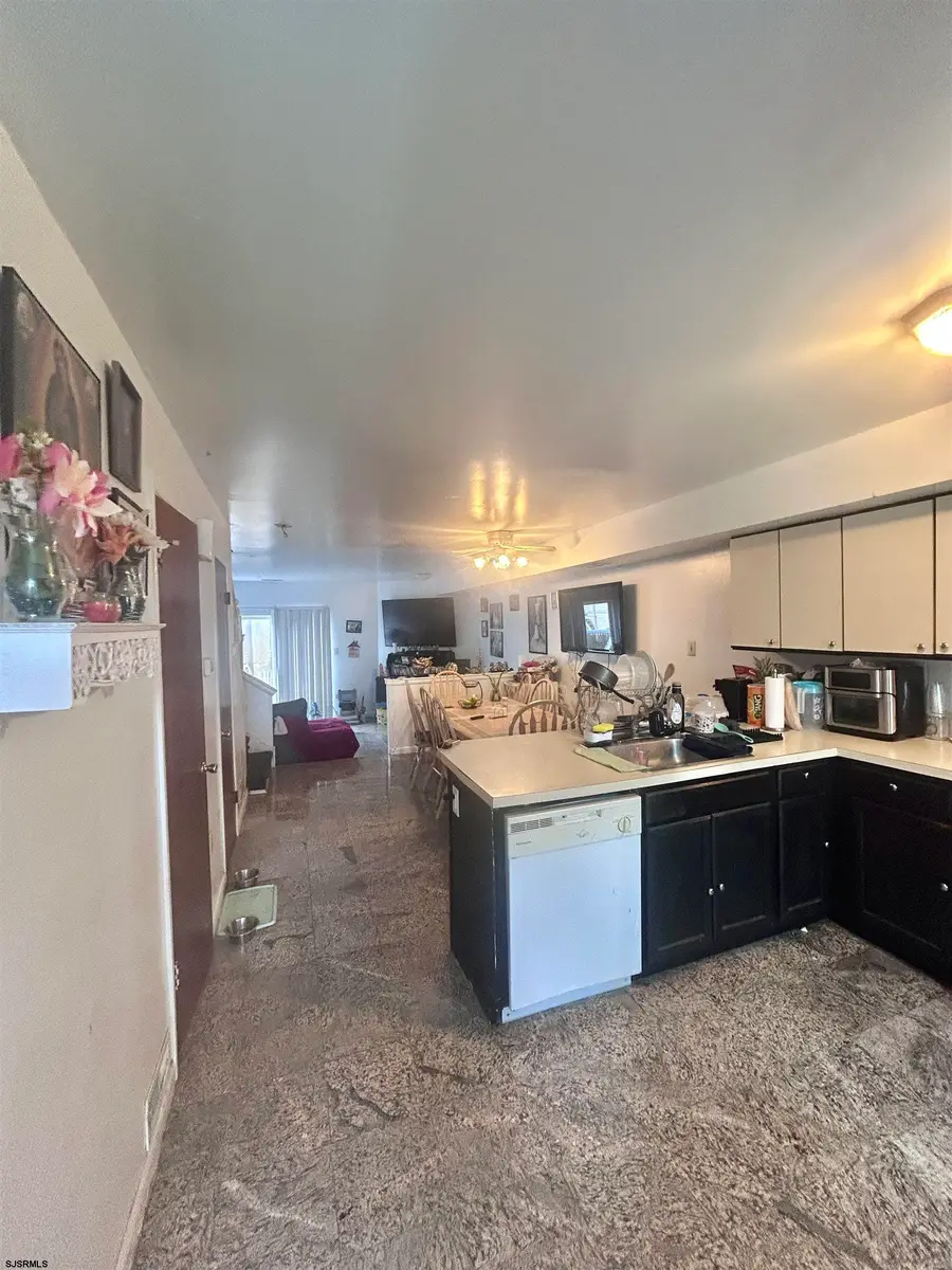 3015 Landmark Ct, Atlantic City, NJ 08401 - #3
