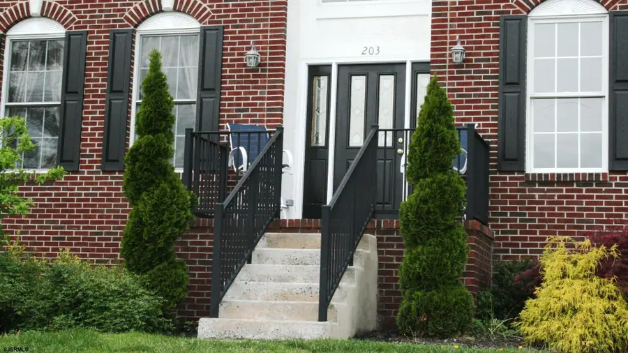 203 Cynwyd Dr, Absecon, NJ 08201 - #3
