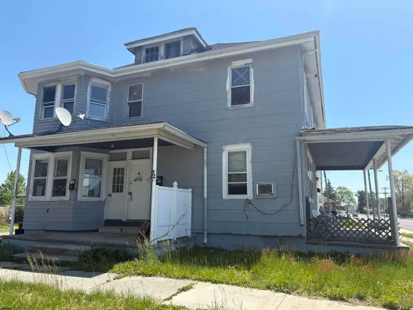 102 Saint Louis Ave, Egg Harbor City, NJ 08215