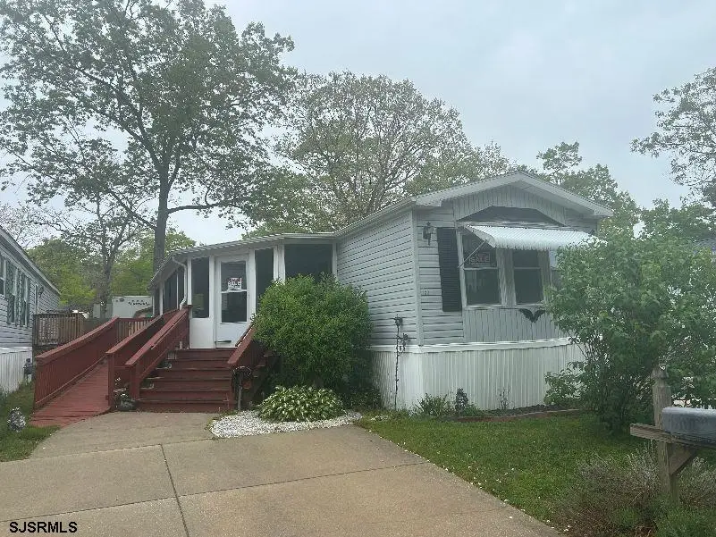 442 6th Ave, Galloway, NJ 08205 - #1