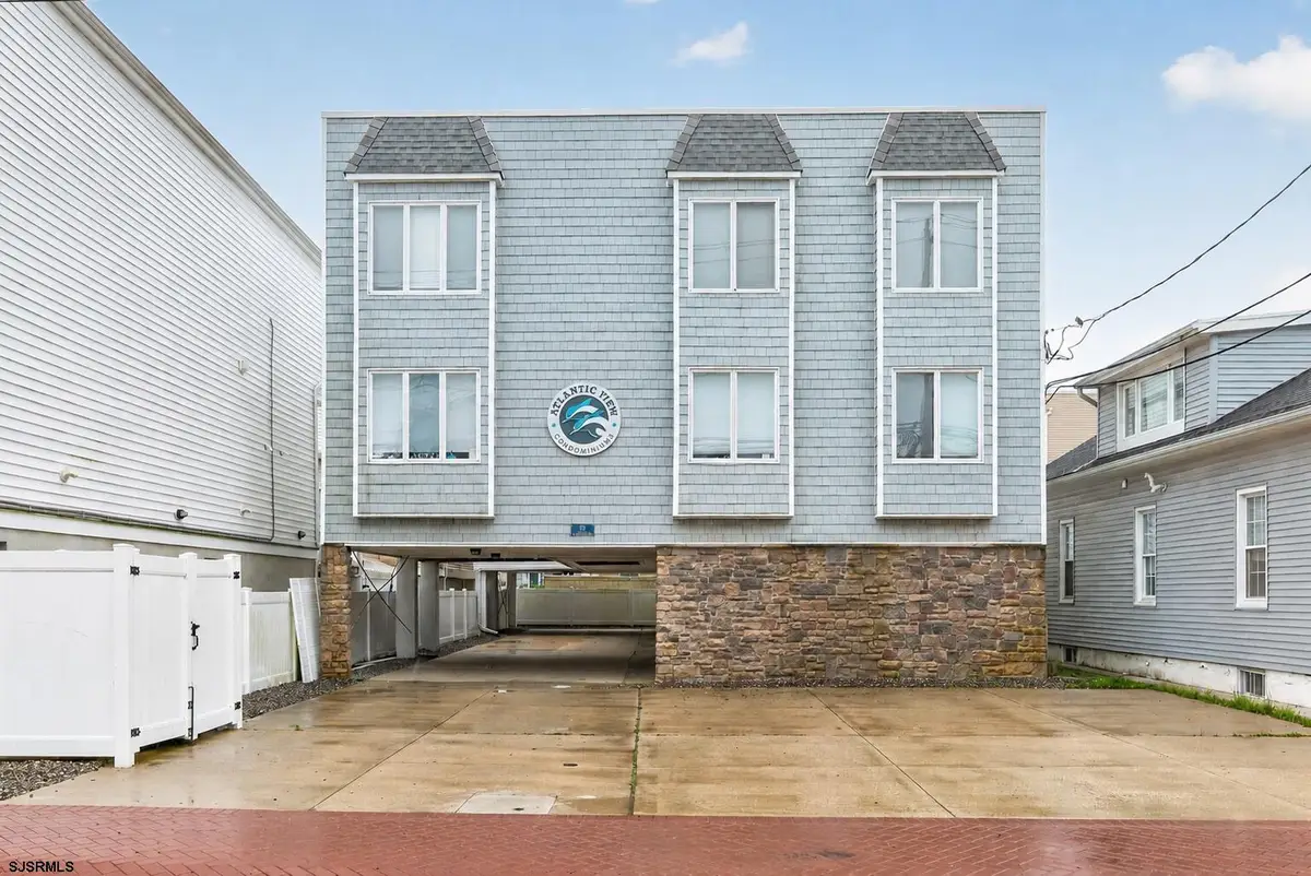 22 S Washington Ave, Margate City, NJ 08402 - #1