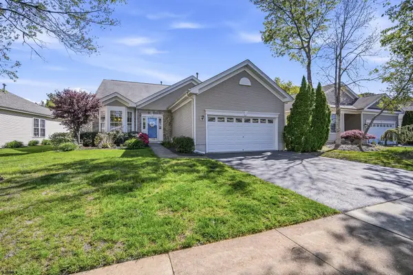 121 Southampton Dr, Galloway Township, NJ 08205