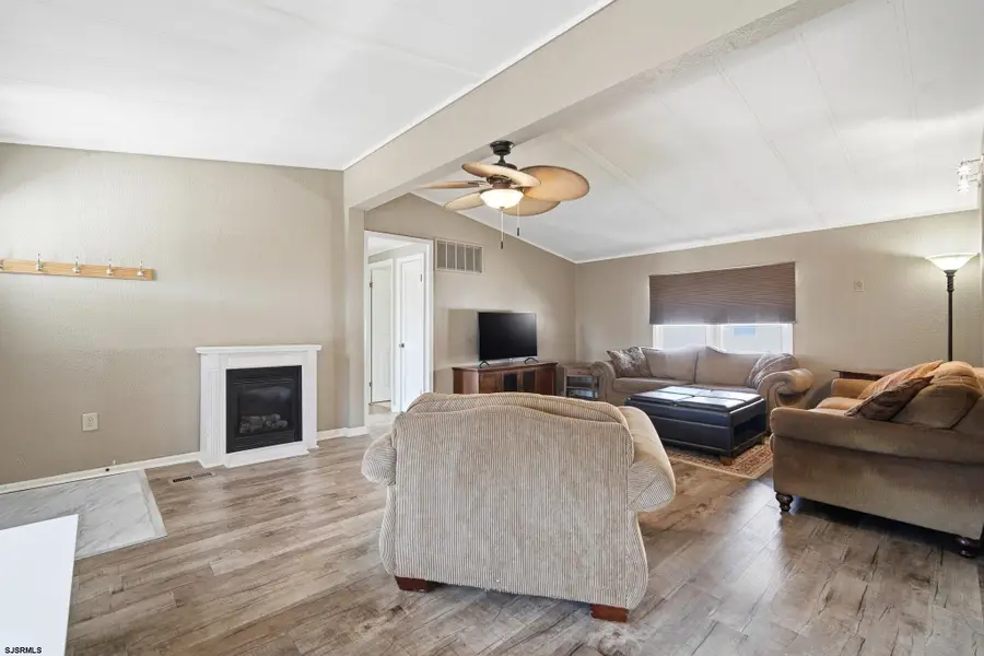 1319 Vardon, Brigantine, NJ 08203 - #3