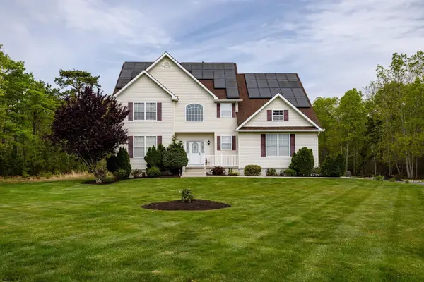 800 Curran Ct, Galloway Township, NJ 08205