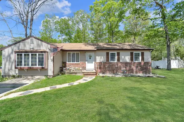 217 E Ridgewood Ave, Galloway Township, NJ 08205