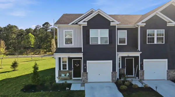 222 Hermosa Dr, Egg Harbor Township, NJ 08234