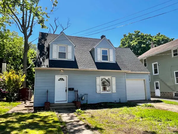 29 Columbia Ave, Pitman, NJ 08071