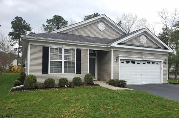 101 Newcastle Ct, Galloway Township, NJ 08205
