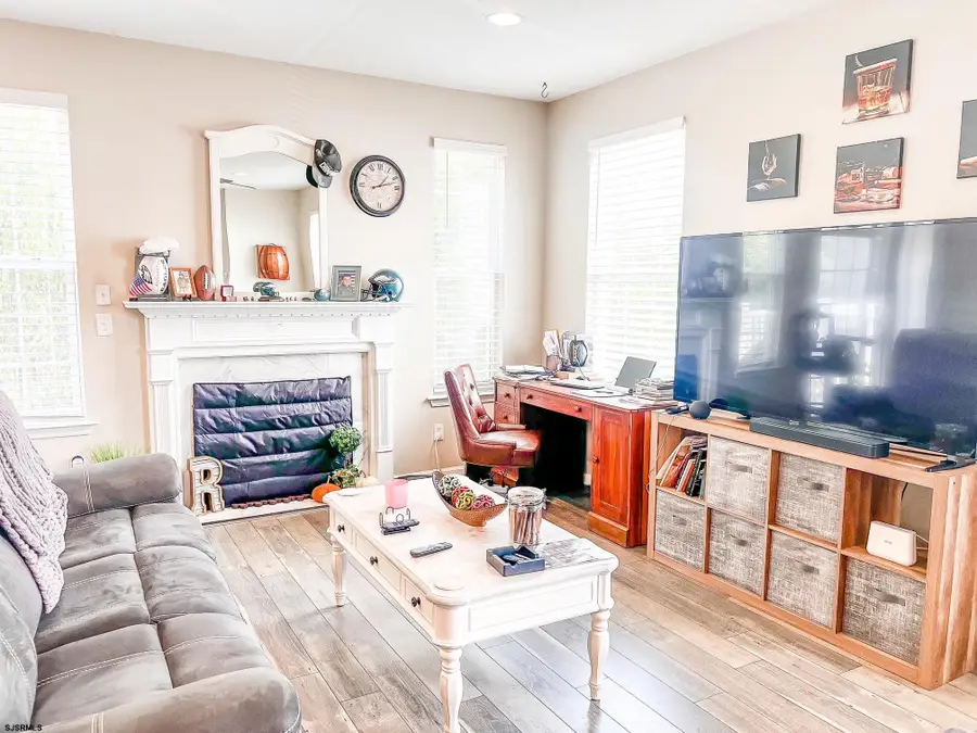 40 Meadow Cir, McKee City, NJ 08330 - #3
