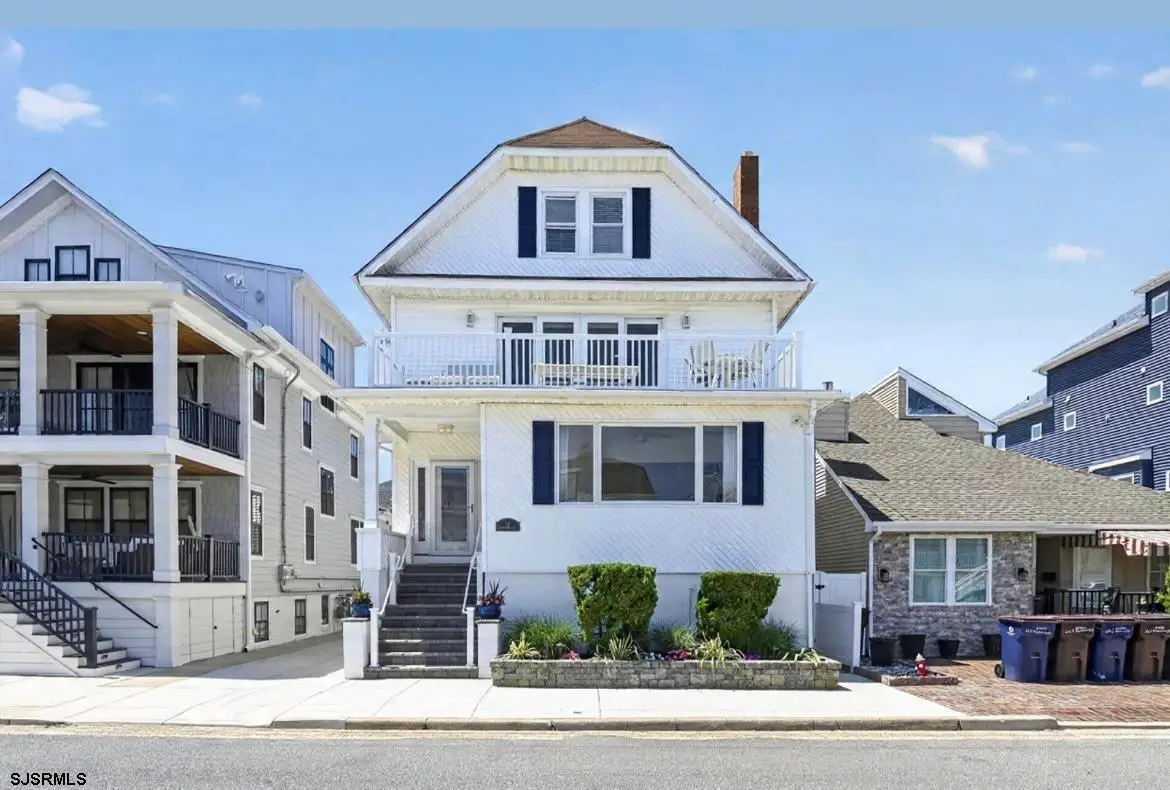 22 S Rosborough Ave, Ventnor City, NJ 08406 - #1