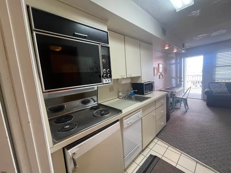 853-71 Plymouth Pl #13, Ocean City, NJ 08226 - #3