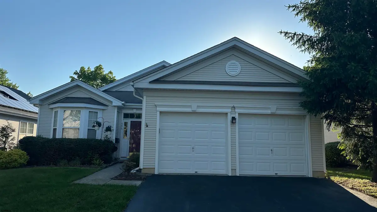 506 Weston Dr, Galloway, NJ 08205 - #1