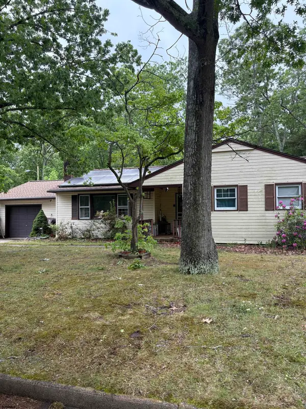 913 Bleneheim Ave, Absecon, NJ 08201