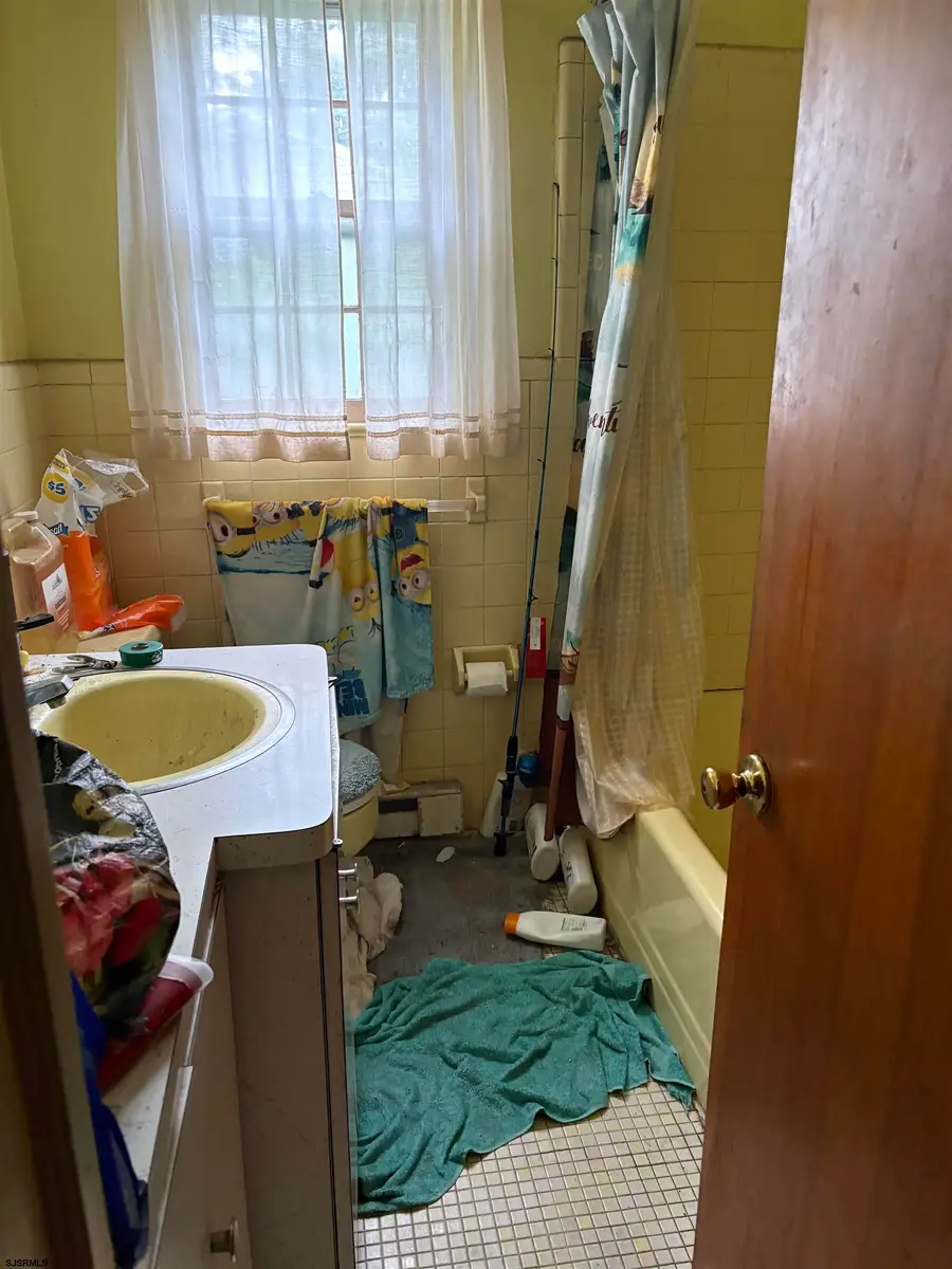 913 Blenheim Ave, Absecon, NJ 08201 - #2