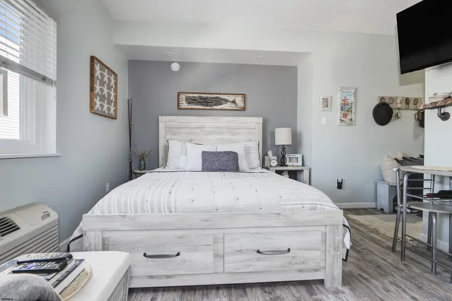 1110 Wesley Ave #204, Ocean City, NJ 08226 - #2