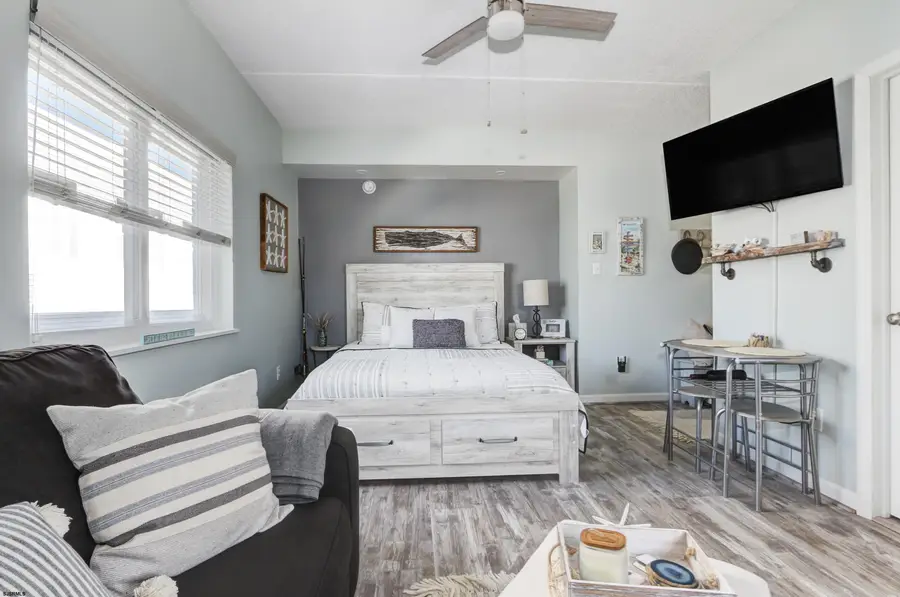 1110 Wesley Ave #204, Ocean City, NJ 08226 - #3