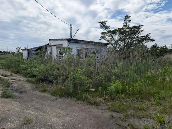 323 E Bayview Ave, Pleasantville, NJ 08232