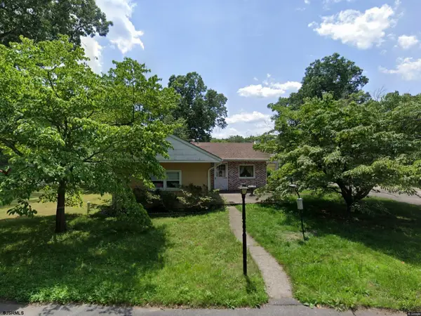 105 Birch Avenue, Egg Harbor Township, NJ 08234