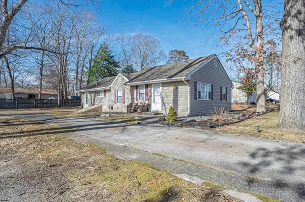 463 Spruce Ave, Galloway Township, NJ 08205