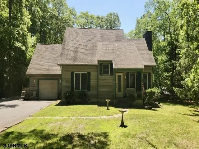 704 S 6th Ave, Galloway, NJ 08205 - #1