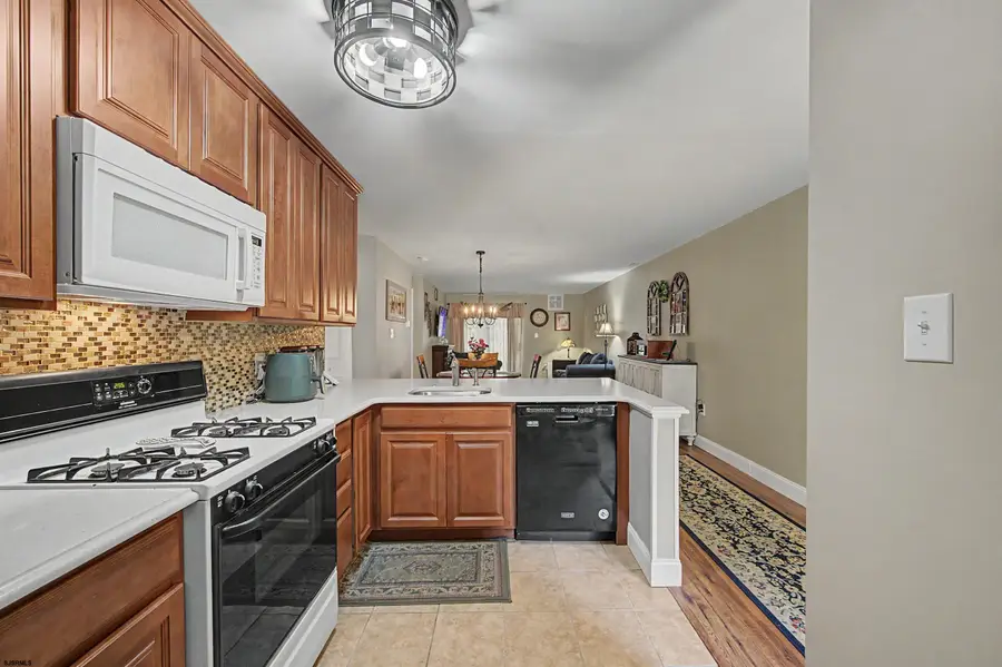 1552 Benjamin Franklin Ct #552, Mays Landing, NJ 08330 - #3