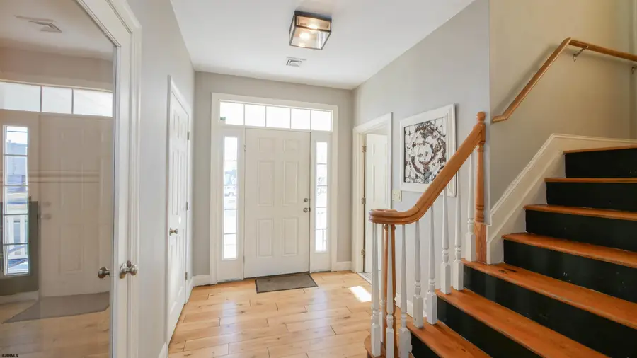 2070 W Riverside Dr, Atlantic City, NJ 08401 - #2