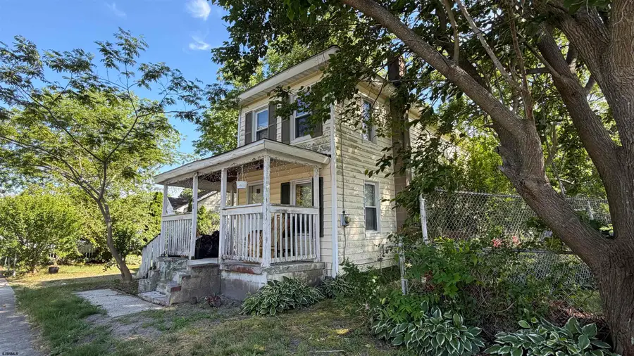611 W Park Ave, Pleasantville, NJ 08232-4357 - #2