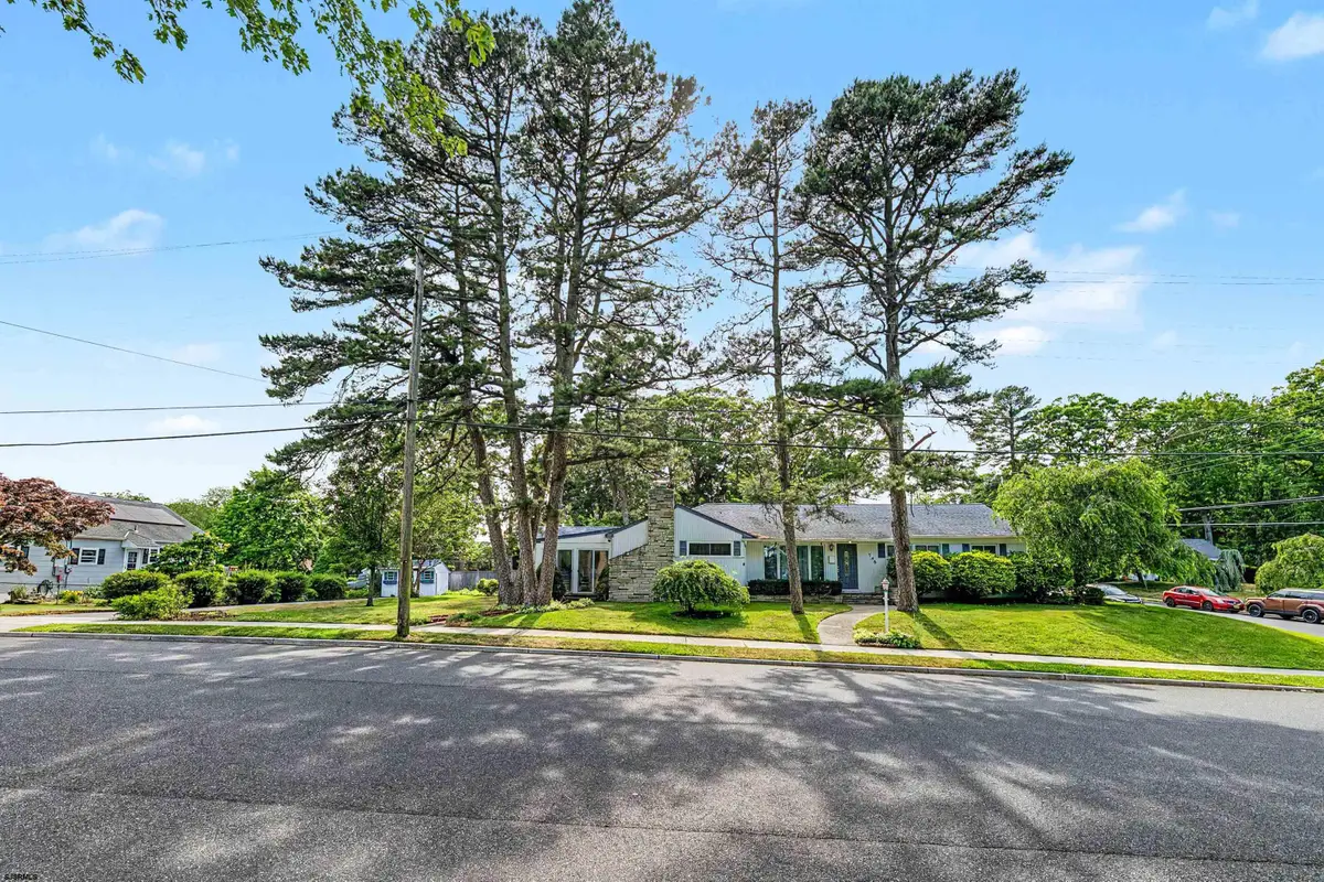 748 Bayview Dr, Absecon, NJ 08201-1209 - #1