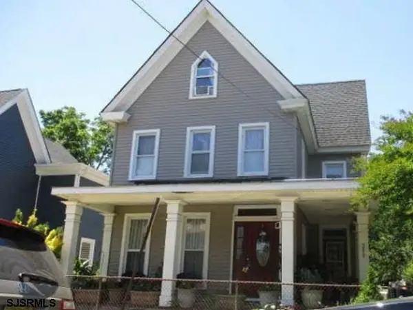 208 S 4th Street, Millville, NJ 08332